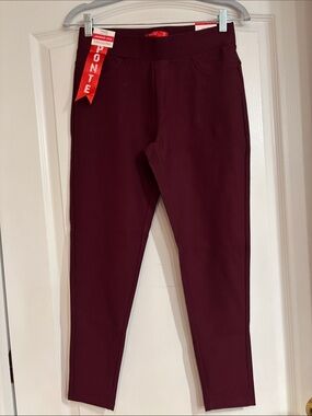 NWT Burgundy Ponte Tregging Pants